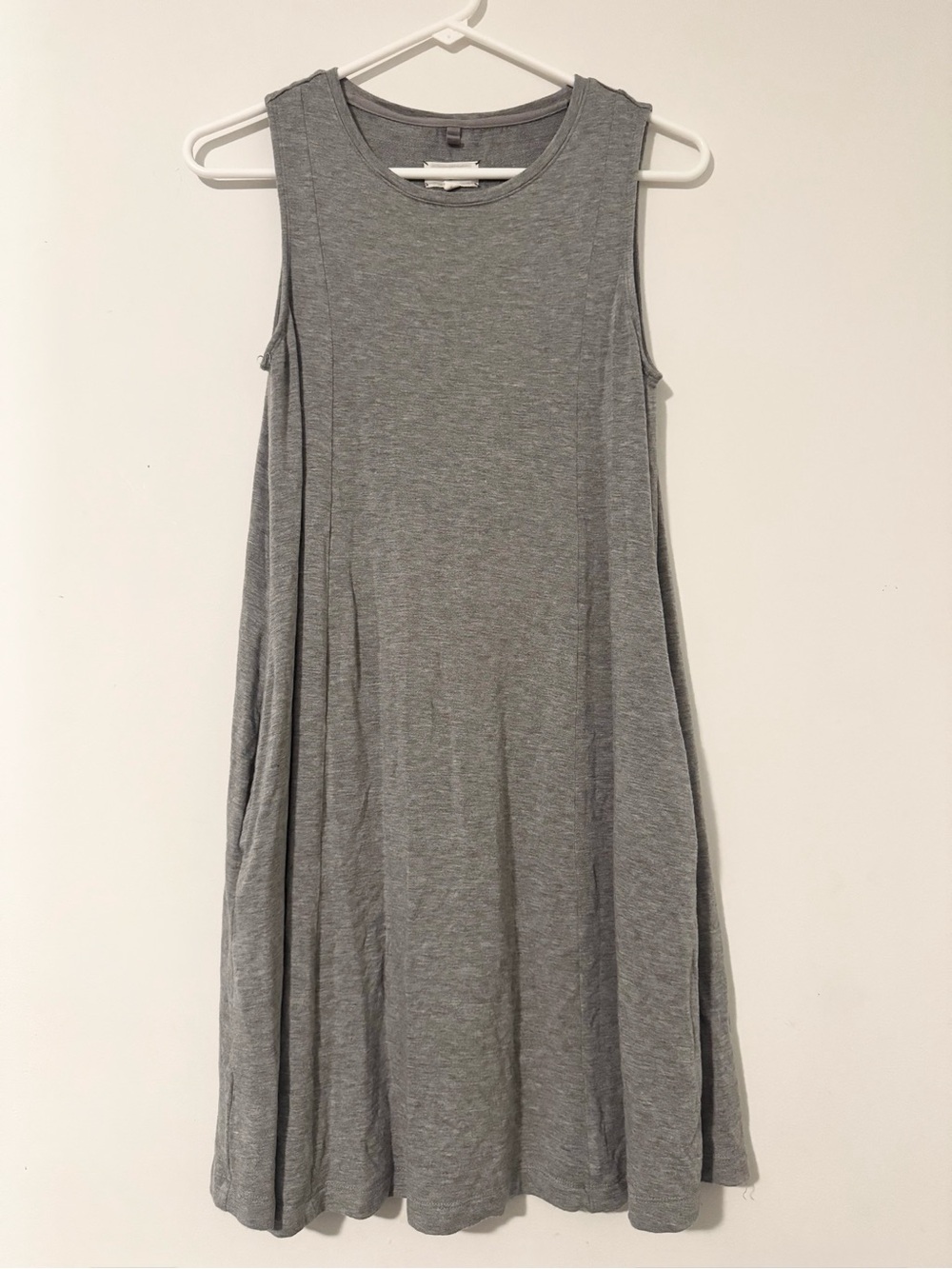 Lou & Grey Sleeveless Grey Dress